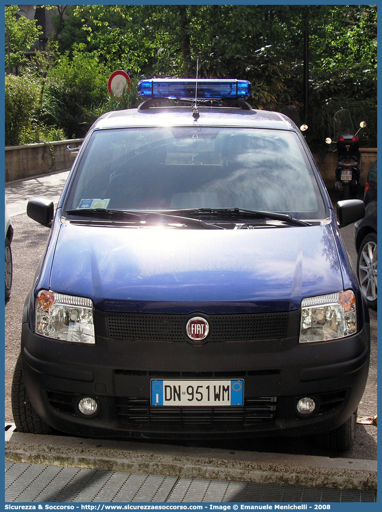 -
Polizia Municipale
Comune di Terni
Nucleo Guardaboschi
Fiat Nuova Panda 4x4
Parole chiave: Polizia;Locale;Municipale;Terni;Fiat;Nuova Panda;Guardaboschi