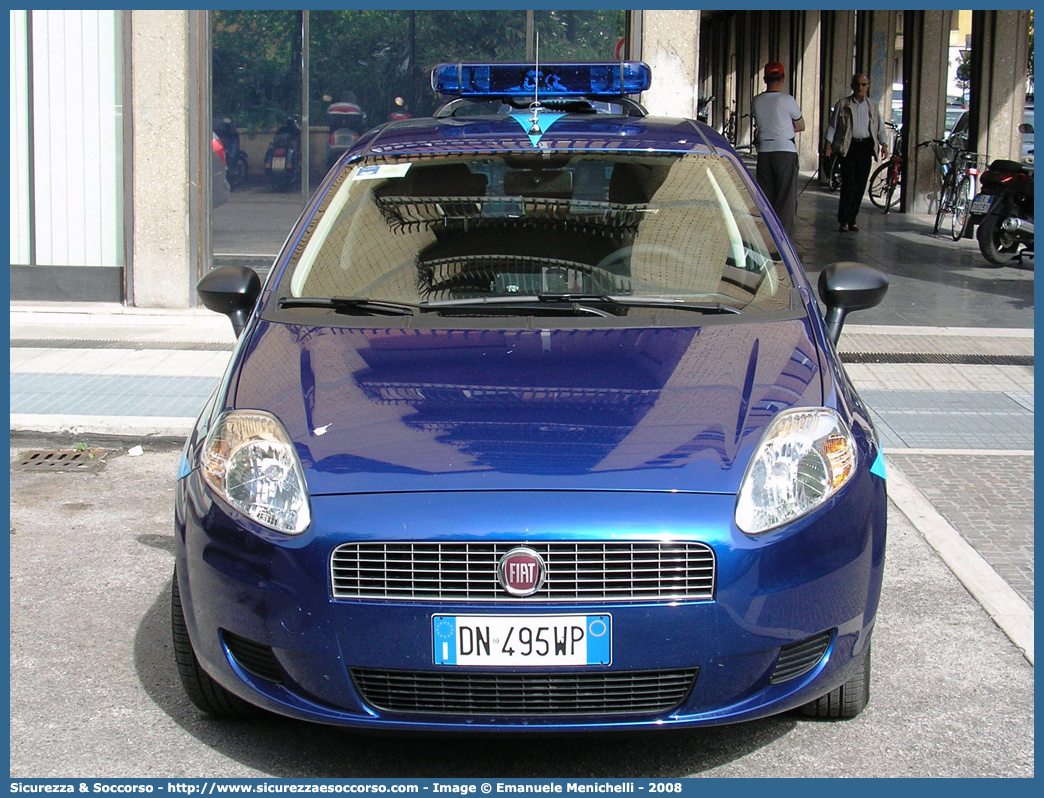 -
Polizia Municipale
Comune di Terni
Fiat Grande Punto
Parole chiave: Polizia;Locale;Municipale;Terni;Fiat;Grande Punto