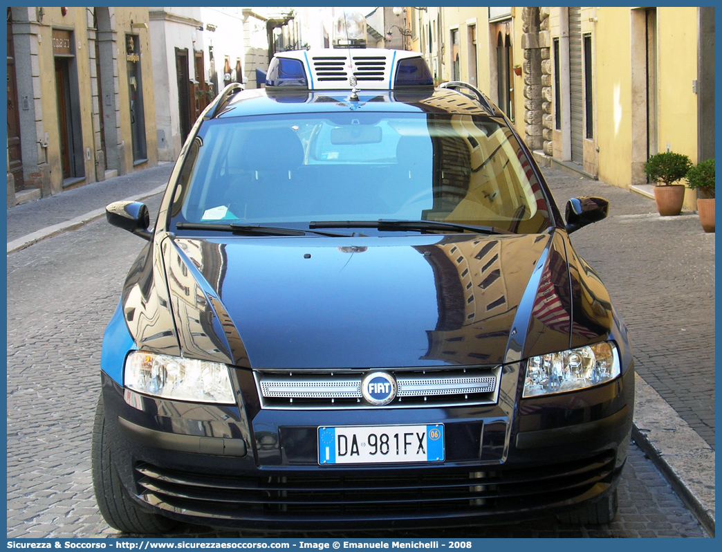 -
Polizia Municipale
Comune di Spoleto
Fiat Stilo Multiwagon
Parole chiave: Polizia;Locale;Municipale;Spoleto;Fiat;Stilo;Multiwagon