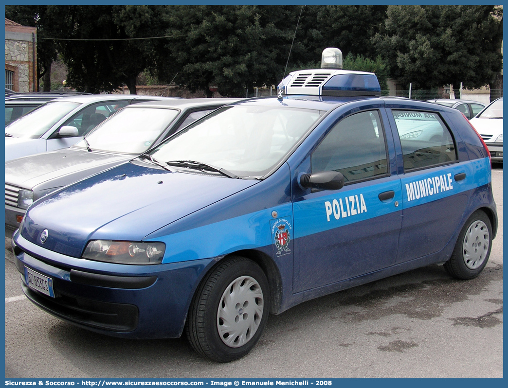 -
Polizia Municipale
Comune di Spoleto
Fiat Punto II serie
Parole chiave: Polizia;Locale;Municipale;Spoleto;Fiat;Punto