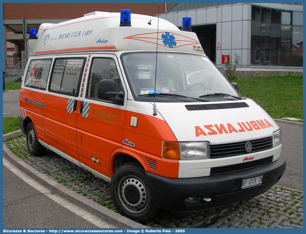 MO 1403
118 Modena Soccorso
Volkswagen Transporter T4
Allestitore Aricar S.p.A.
Parole chiave: 118;Modena;Soccorso;Ambulanza;Volkswagen;Transporter;T4;Aricar