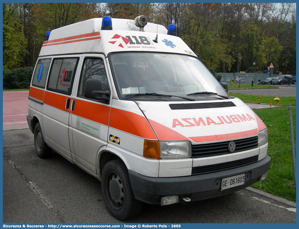 MO 1405
118 Modena Soccorso
Volkswagen Transporter T4
Parole chiave: 118;Modena;Soccorso;Ambulanza;Volkswagen;Transporter;T4