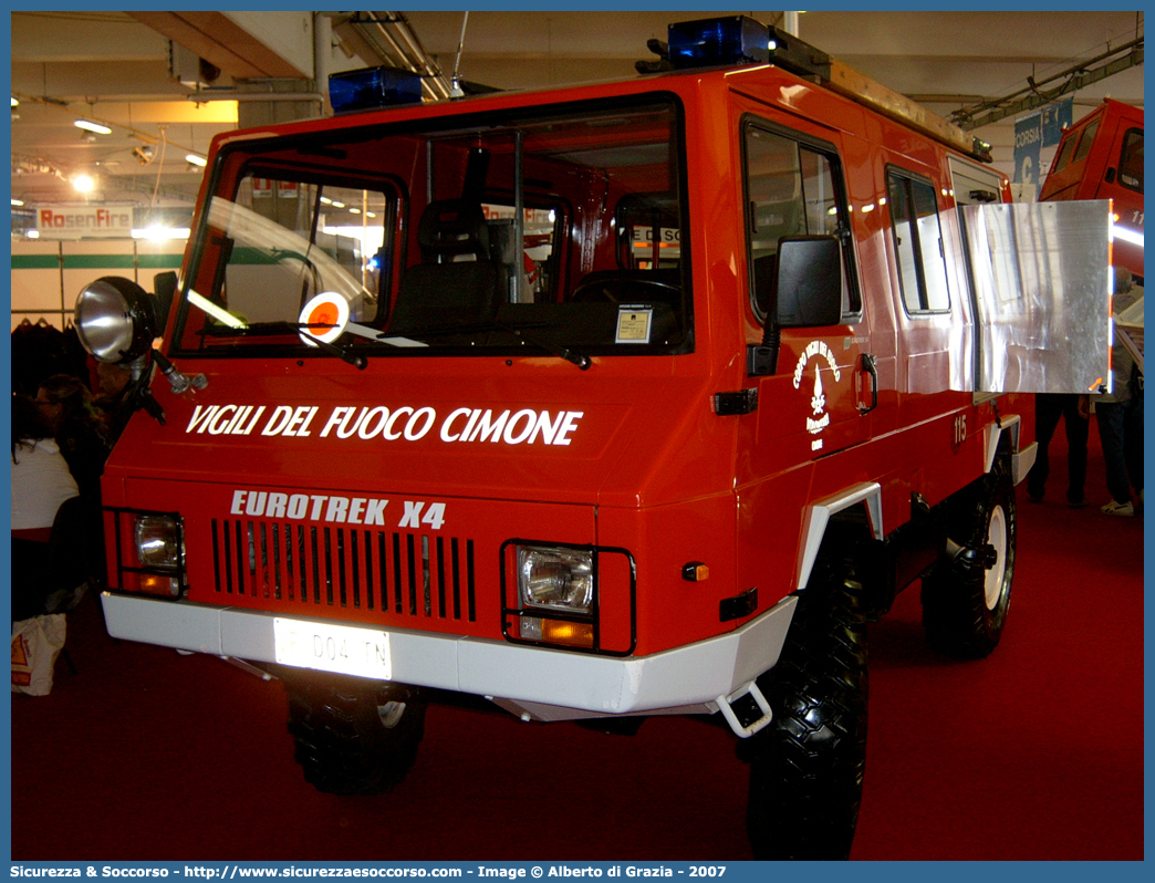 VF D04TN
Corpo Vigili del Fuoco Volontari Cimone
Teknocar Eurotrek X4
Parole chiave: VF;V.F.;Vigili del Fuoco;Vigili;Fuoco;Volontari;Cimone;Teknocar;Eurotrek X4;D04TN