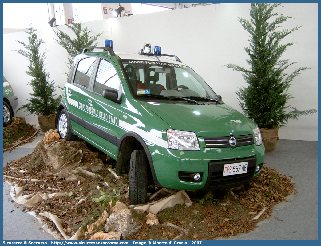 CFS 567AE
Corpo Forestale dello Stato
Fiat Nuova Panda 4x4 I serie
Parole chiave: Corpo;Forestale;Stato;Corpo Forestale dello Stato;CFS;C.F.S.;Fiat;Nuova Panda