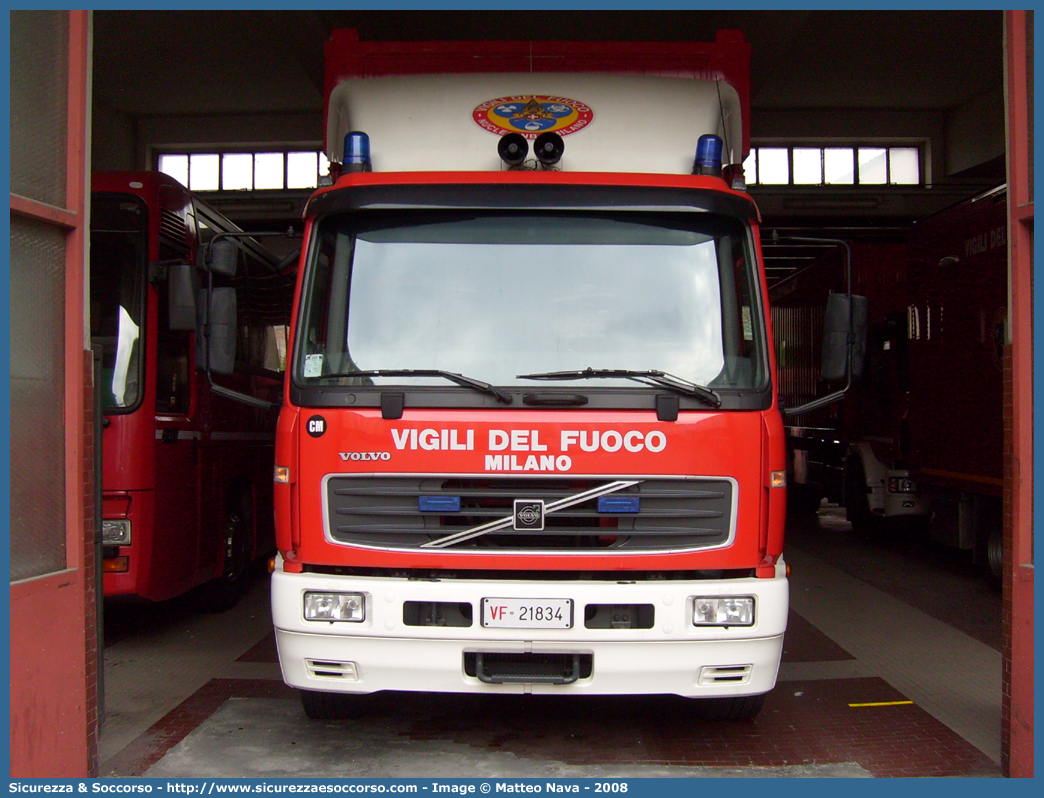 VF 21834
Corpo Nazionale Vigili del Fuoco
Nucleo N.B.C.R.
Volvo FL250
Parole chiave: Corpo;Nazionale;Vigili del Fuoco;Vigili;Fuoco;Volvo;FL250;NBCR;N.B.C.R.;Nucleare;Batteriologico;Chimico;Radiologico;Radiometrico;Radiometria;Radioattività;Radioattivita