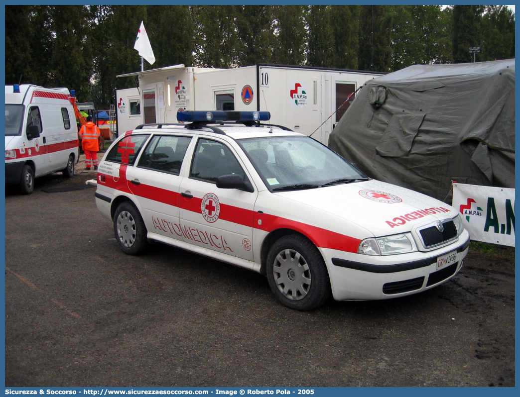 CRI A2636
Croce Rossa Italiana
Piacenza
Skoda Octavia Wagon I serie
Parole chiave: CRI;C.R.I.;Croce Rossa Italiana;Automedica;Auto Medica;Automedicalizzata;Auto Medicalizzata;Skoda;Octavia;Wagon;Piacenza;A2636