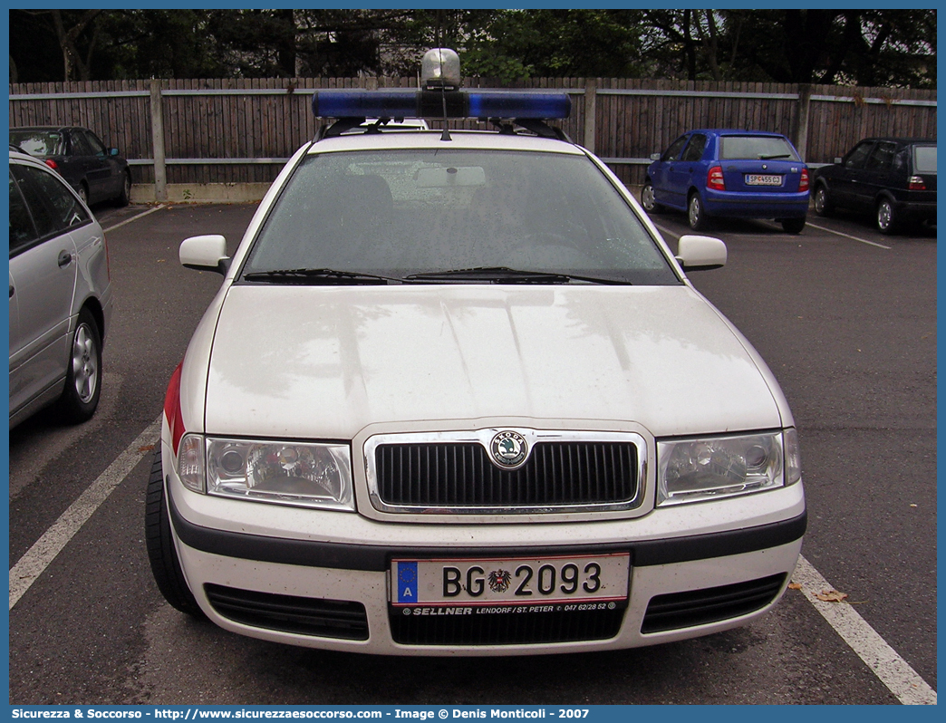 BG 2093
Republik Österreich
Polizei
Skoda Octavia Wagon I generation
(ex Gendarmerie)
Parole chiave: Republik;Österreich;Polizei;Gendarmerie;Skoda;Octavia;Wagon