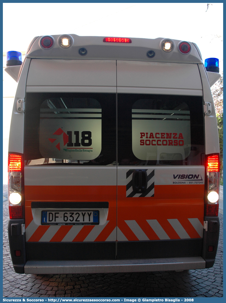 -
118 Piacenza Soccorso
Fiat Ducato III serie
Allestitore Vision S.r.l.
Parole chiave: 118;Piacenza;Soccorso;Ambulanza;Autoambulanza;Fiat;Ducato;X250;X 250;Vision