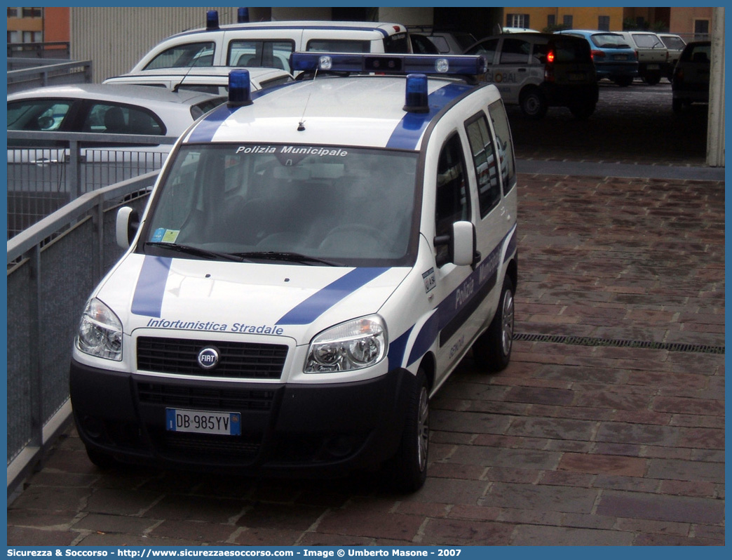 -
Polizia Municipale
Comune di Genova
Nucleo Infortunistica Stradale
Fiat Doblò I serie restyling
Parole chiave: Polizia;Locale;Municipale;Genova;Fiat;Doblò;Infortunistica;Stradale