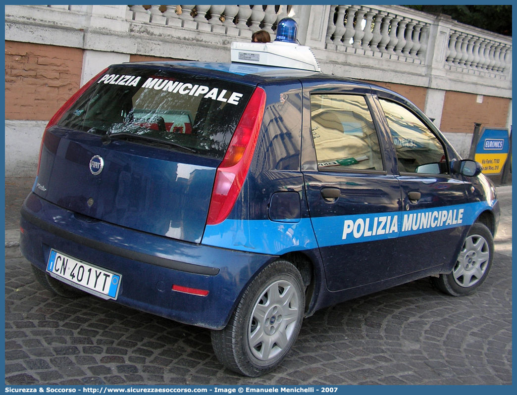 -
Polizia Municipale
Comune di Acquasparta
Fiat Punto III serie
Parole chiave: Polizia;Locale;Municipale;Acquasparta;Fiat;Punto