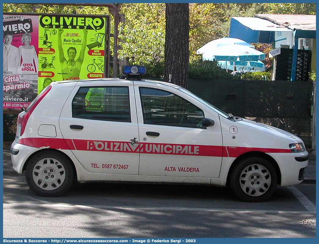 -
Polizia Municipale
Consorzio Alta Valdera
Fiat Punto II serie
Allestitore Ciabilli S.r.l.
Parole chiave: Polizia;Locale;Municipale;Alta Valdera;Capannoni;Chianni;Lajatico;Palaia;Peccioli;Terricciola;Fiat;Nuova Panda