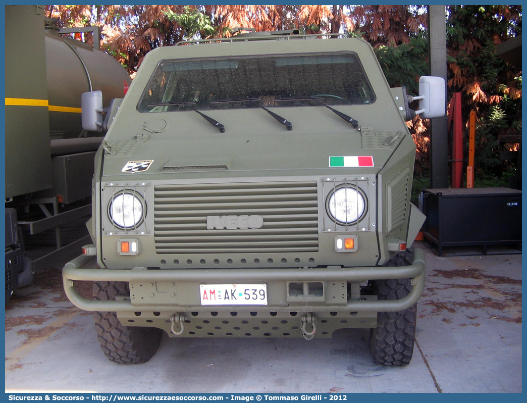 AM AK539
Aeronautica Militare Italiana
Iveco VM90P
Parole chiave: AM;A.M.I.;AMI;Aeronautica;Militare;Italiana;Iveco;VM90P