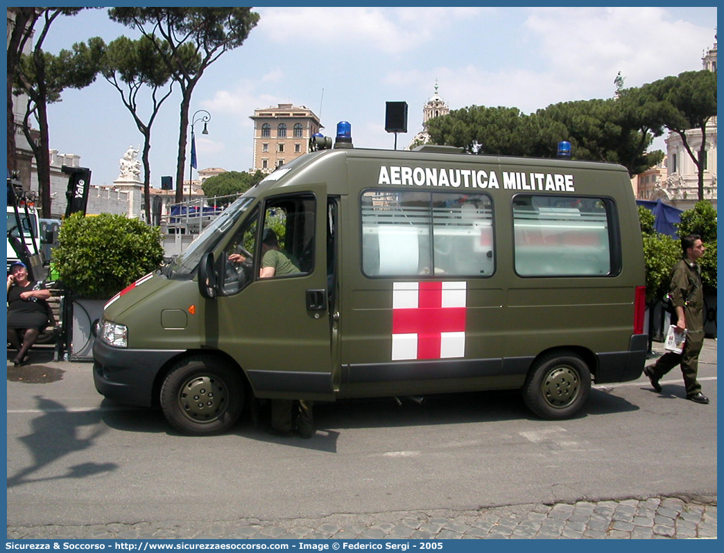 AM CC187
Aeronautica Militare Italiana
Servizio Sanitario
Fiat Ducato II serie restyling
Allestitore Bollanti S.r.l.
Parole chiave: AMI;A.M.I.;Aeronautica;Militare;Italiana;Servizio;Sanitario;Fiat;Ducato;Bollanti