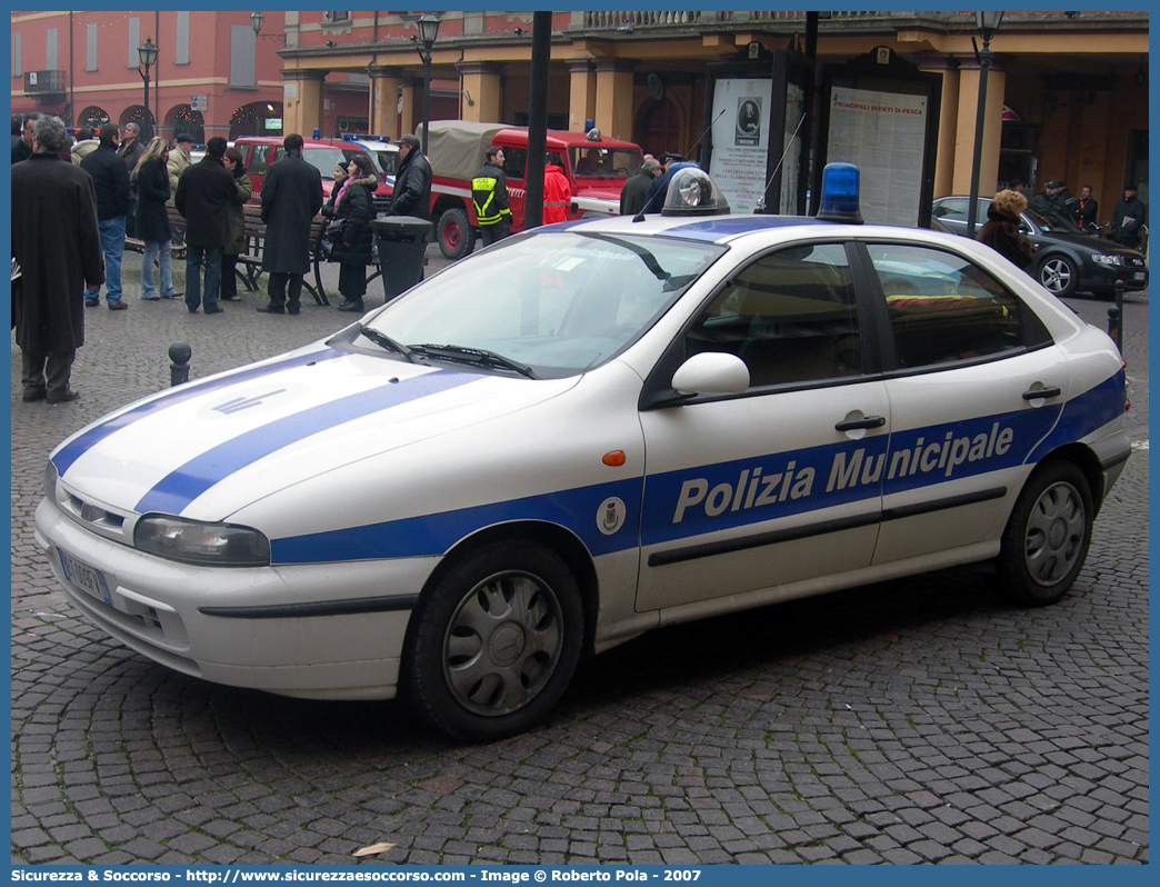 -
Polizia Municipale
Comune di Anzola dell'Emilia
Fiat Brava
Parole chiave: Polizia;Locale;Municipale;Anzola dell'Emilia;Fiat;Brava