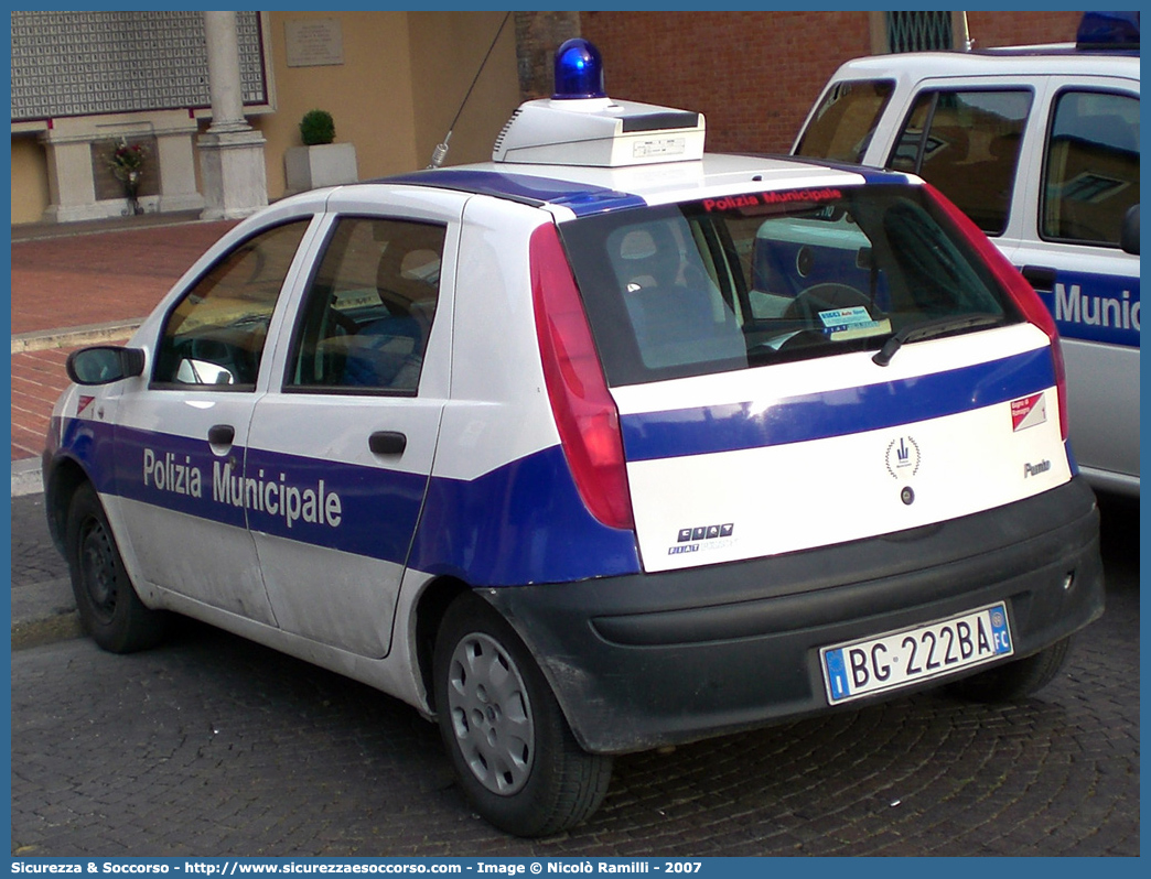 -
Polizia Municipale
Comune di Bagno di Romagna
Fiat Punto II serie
Parole chiave: Polizia;Locale;Municipale;Bagno di Romagna;Fiat;Punto