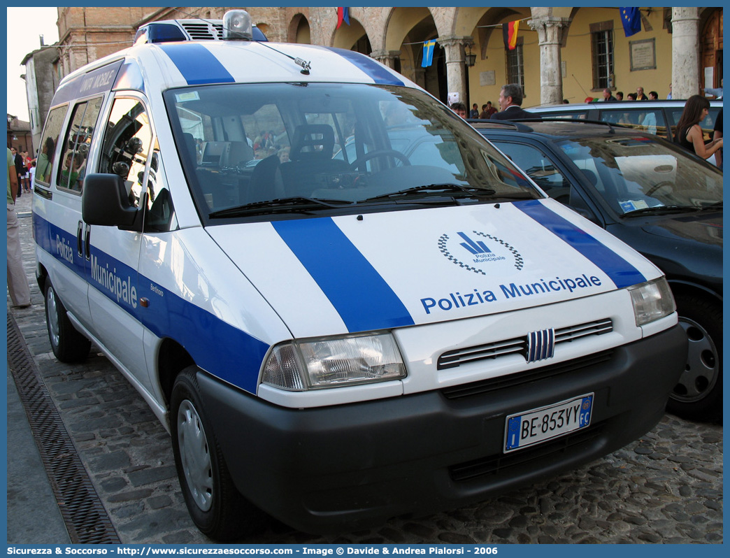 -
Polizia Municipale
Comune di Bertinoro
Fiat Scudo I serie
Allestitore Focaccia Group S.r.l.
Parole chiave: Polizia;Locale;Municipale;Bertinoro;Fiat;Scudo;Focaccia