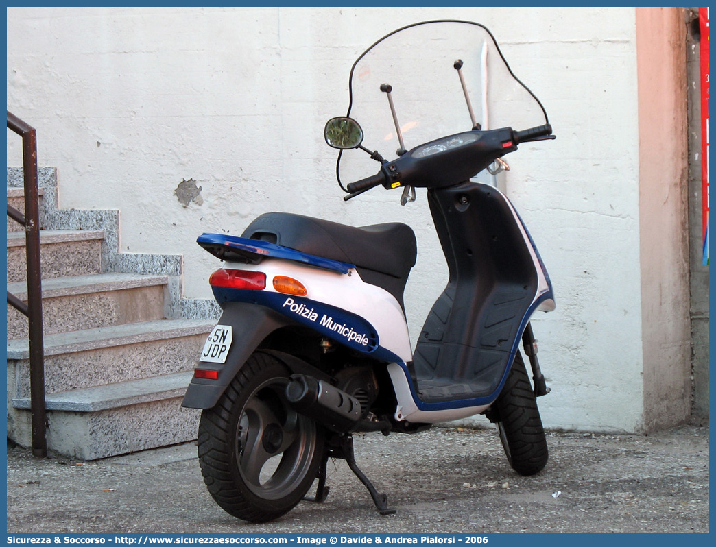 -
Polizia Municipale
Comune di Bertinoro
Gilera Typhoon
Parole chiave: Polizia;Locale;Municipale;Bertinoro;Gilera;Typhoon