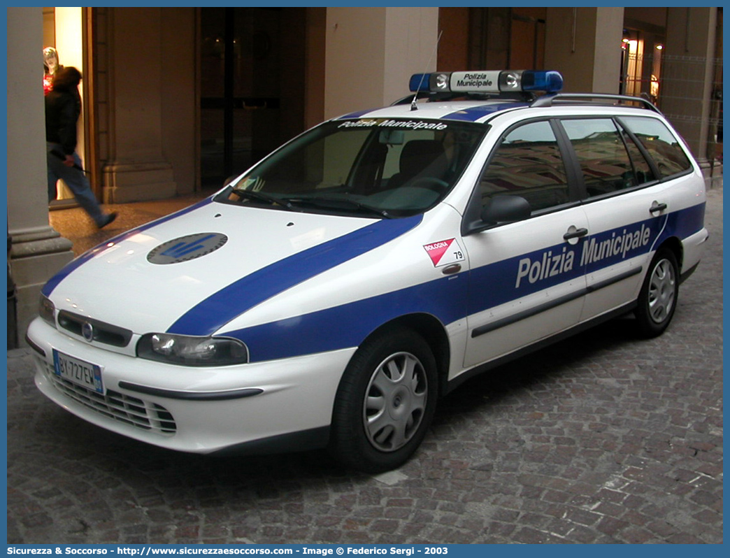 -
Polizia Municipale
Comune di Bologna
Fiat Marea Weekend
Allestitore Bertazzoni S.r.l.
Parole chiave: Polizia;Municipale;Locale;Bologna;Fiat;Marea;Weekend;Bertazzoni