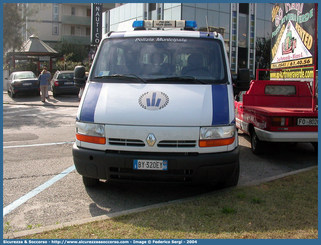 -
Polizia Municipale
Comune di Bologna
Renault Master II serie
Allestitore Bertazzoni S.r.l.
Parole chiave: Polizia;Municipale;Locale;Bologna;Renault;Master;Bertazzoni