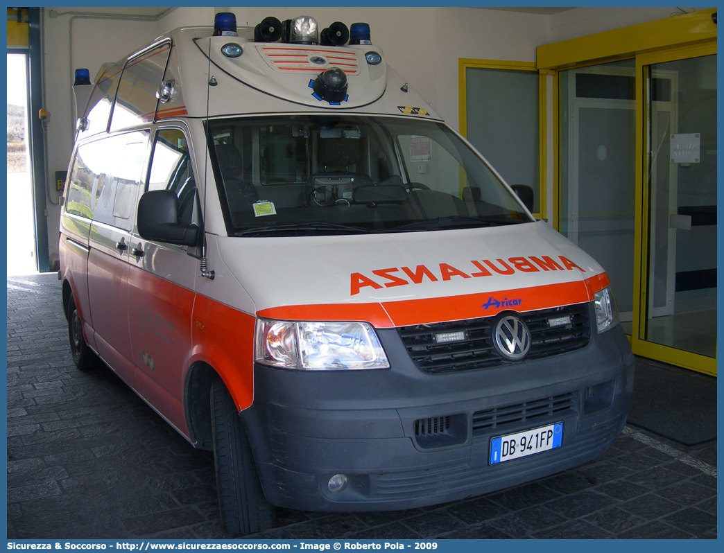 MO 1621
118 Modena Soccorso
Volkswagen Transporter T5
Allestitore Aricar S.p.A.
Parole chiave: 118;Modena;Soccorso;Ambulanza;Autoambulanza;Volkswagen;Transporter;T5;Aricar