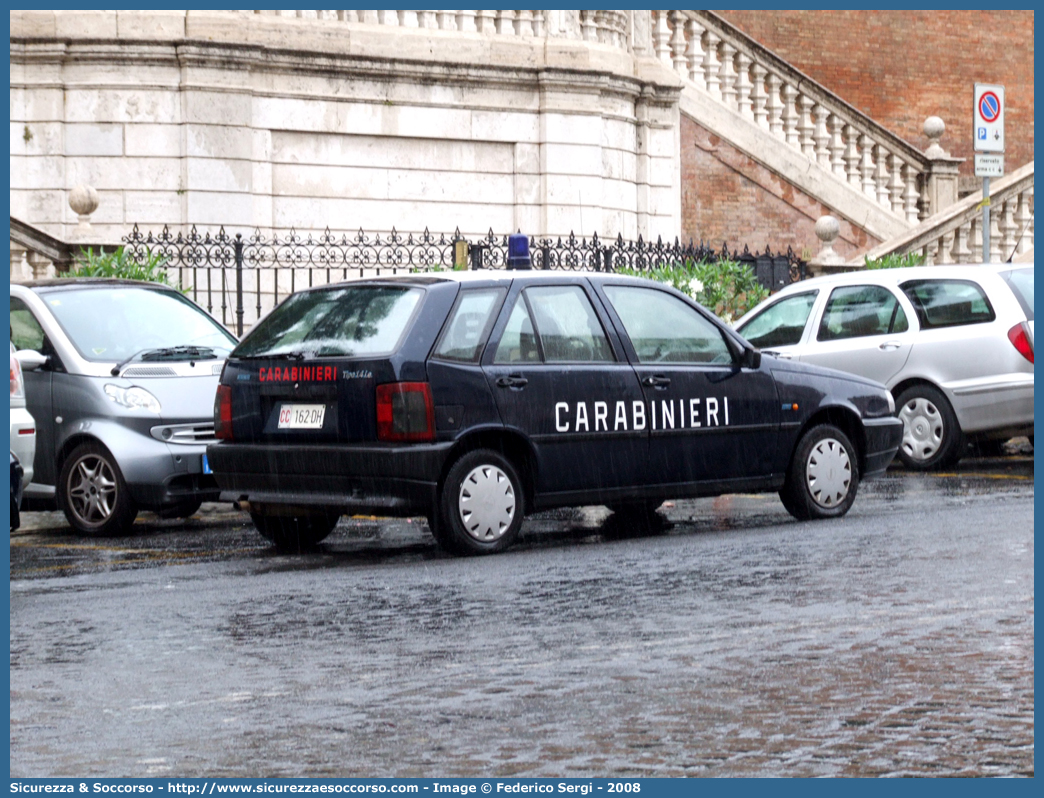 CC 162DH
Arma dei Carabinieri
Fiat Tipo II serie
Parole chiave: CC;C.C.;Arma;dei;Carabinieri;Fiat;Tipo