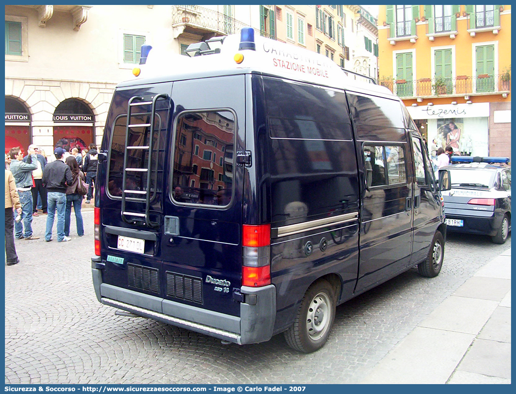 CC 271DL
Arma dei Carabinieri
Fiat Ducato II serie
Stazione Mobile
Allestitore Elevox S.r.l.
Parole chiave: CC;C.C.;Arma;Carabinieri;Fiat;Ducato;Stazione;Mobile;Elevox