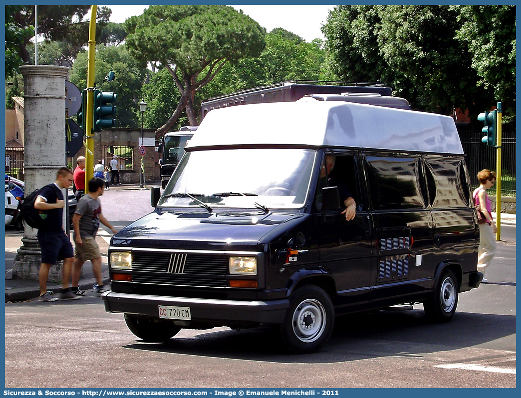 CC 720CM
Arma dei Carabinieri
Fiat Ducato I serie
Autoristoro
Parole chiave: CC;C.C.;Arma;dei;Carabinieri;Fiat;Ducato;Autoristoro