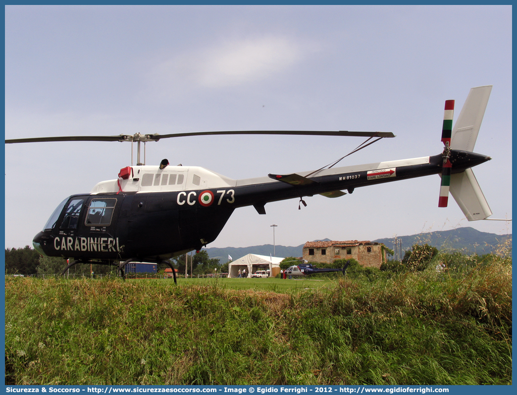 MM81038 / CC 74
Arma dei Carabinieri
Raggruppamento Carabinieri Aeromobili
Agusta Bell AB206
Parole chiave: CC;C.C.;Arma;Carabinieri;Raggruppamento;Aeromobili;Agusta;Bell;AB206