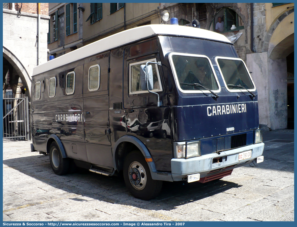 CC 761CA
Arma dei Carabinieri
Battaglioni Mobili
Iveco A55F14
Parole chiave: CC761CA;Arma dei Carabinieri;Battaglioni Mobili;Iveco A55F14;Blindato;Ordine Pubblico