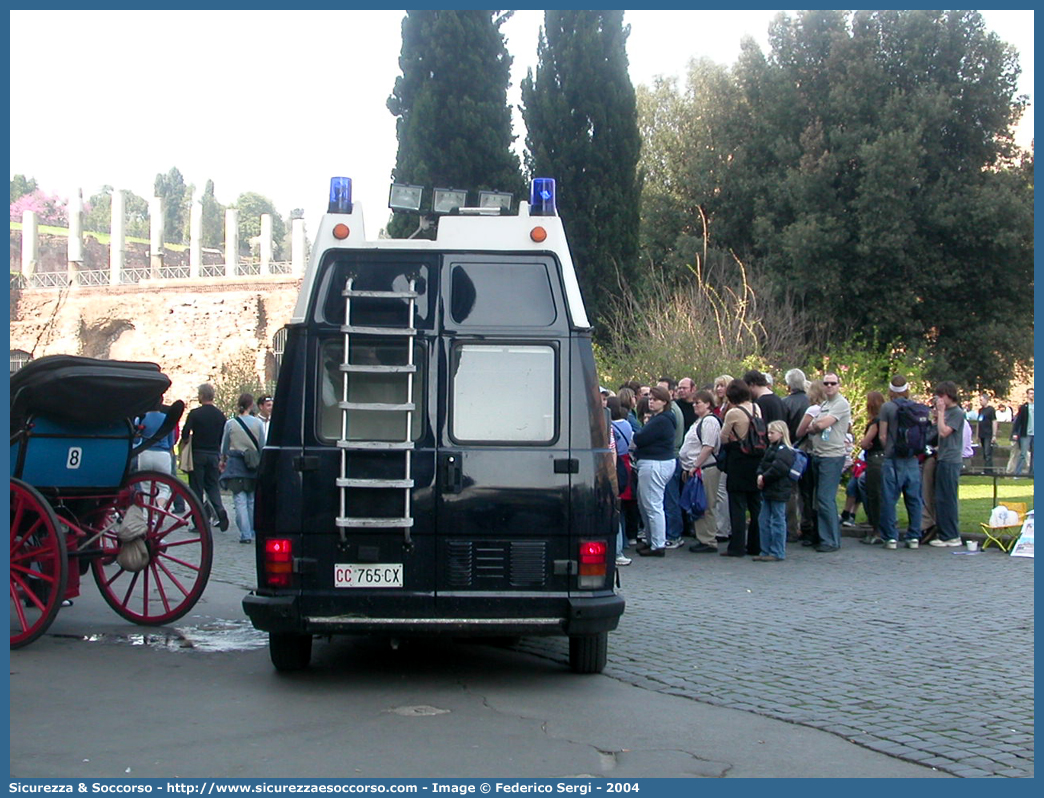 CC 765CX
Arma dei Carabinieri
Fiat Ducato I serie restyling
Stazione Mobile
Allestitore Elevox S.r.l.
Parole chiave: CC;C.C.;Arma;Carabinieri;Fiat;Ducato;Stazione;Mobile;Elevox