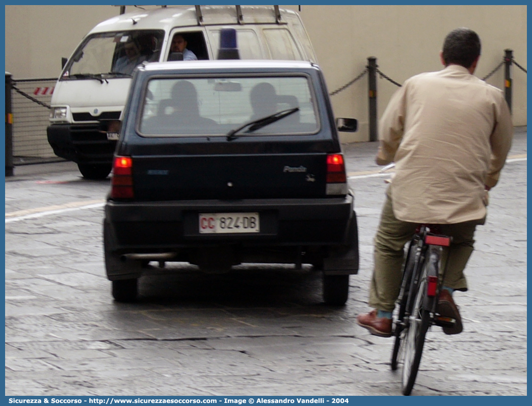 CC 824DB
Arma dei Carabinieri
Fiat Panda 4x4 II serie
Parole chiave: CC;C.C.;Arma;dei;Carabinieri;Fiat;Panda;4x4