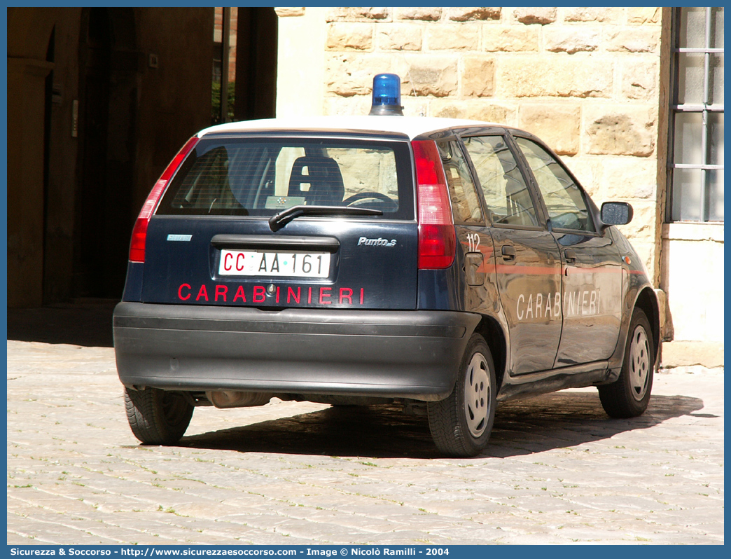 CC AA161
Arma dei Carabinieri
Fiat Punto I serie
Allestitore Elevox S.r.l.
Parole chiave: CC;C.C.;Arma;dei;Carabinieri;Fiat;Punto;Elevox