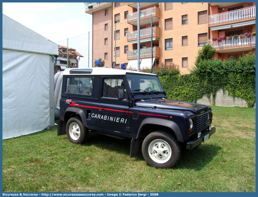 CC AE192
Arma dei Carabinieri
Land Rover Defender 90
Parole chiave: CC;C.C.;Arma;dei;Carabinieri;Land;Rover;Defender;90