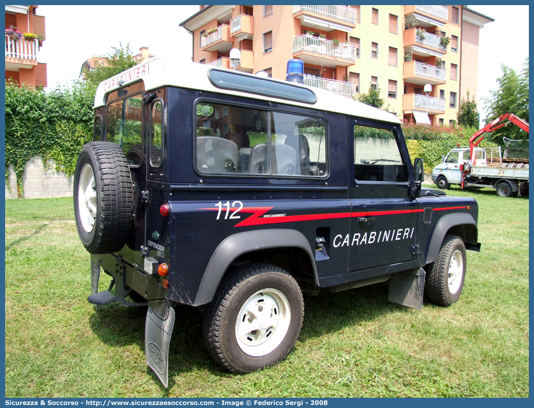 CC AE192
Arma dei Carabinieri
Land Rover Defender 90
Parole chiave: CC;C.C.;Arma;dei;Carabinieri;Land;Rover;Defender;90