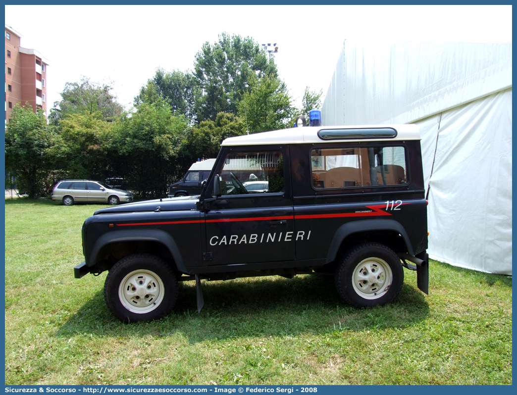 CC AE192
Arma dei Carabinieri
Land Rover Defender 90
Parole chiave: CC;C.C.;Arma;dei;Carabinieri;Land;Rover;Defender;90