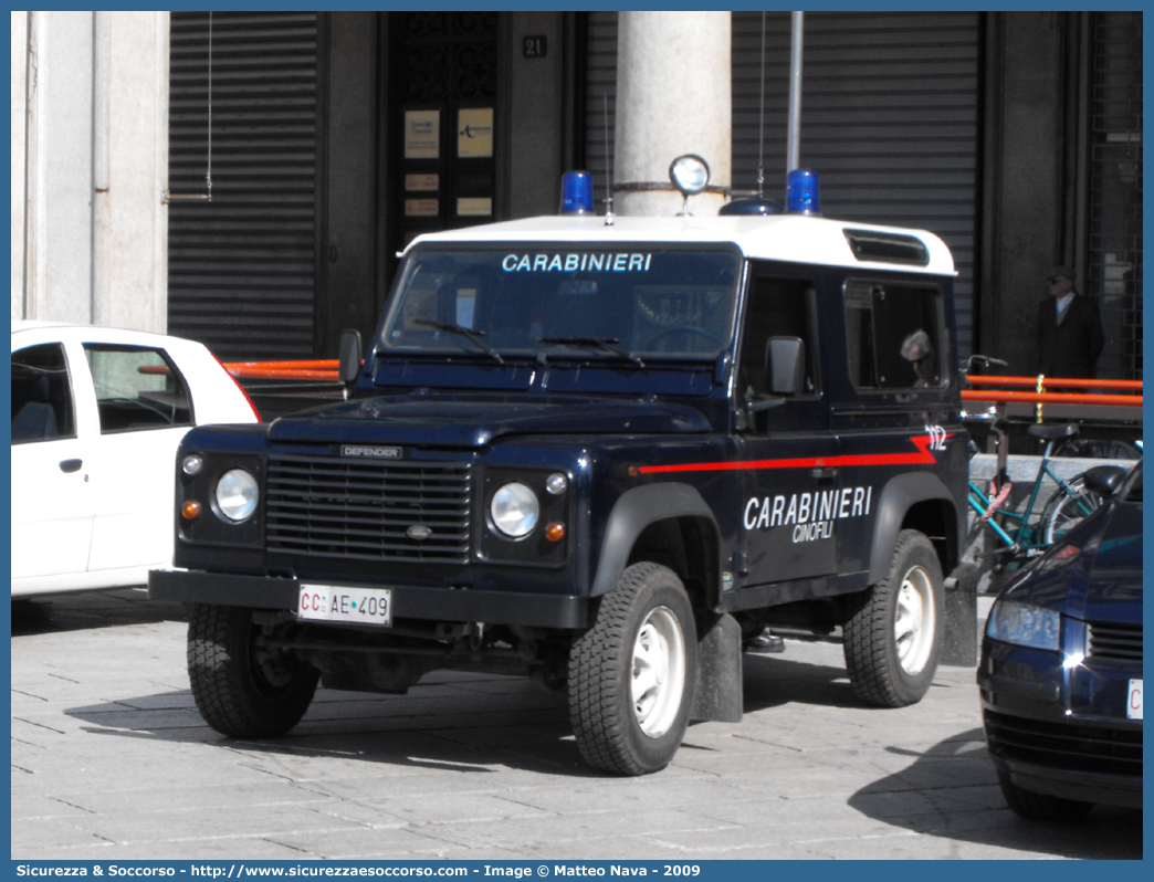 CC AE409
Arma dei Carabinieri
Centro e Nuclei Cinofili
Land Rover Defender 90
Parole chiave: CCAE409;Arma dei Carabinieri;Centro e Nuclei Cinofili;Land Rover Defender 90