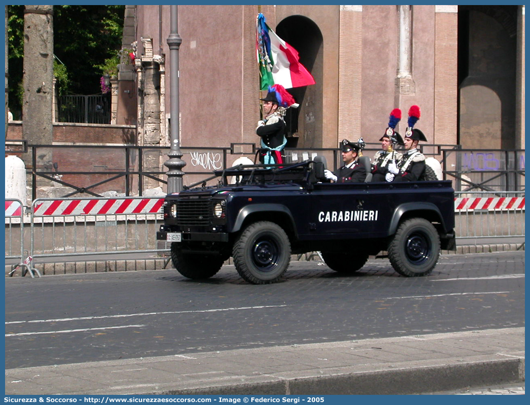 CC AE767
Arma dei Carabinieri
Land Rover Defender 90
Parole chiave: CC;C.C.;Arma;dei;Carabinieri;Land;Rover;Defender;90