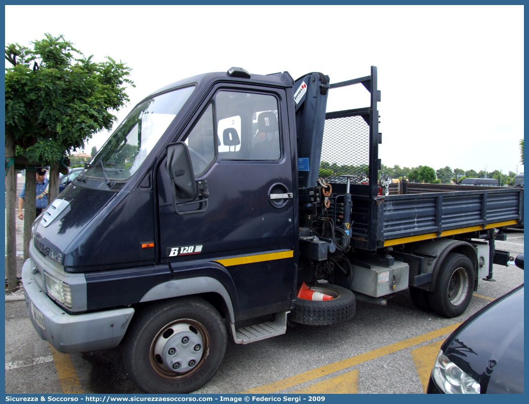 CC AG274
Arma dei Carabinieri
Renault B120
Parole chiave: CCAG274;Arma dei Carabinieri;Renault B120