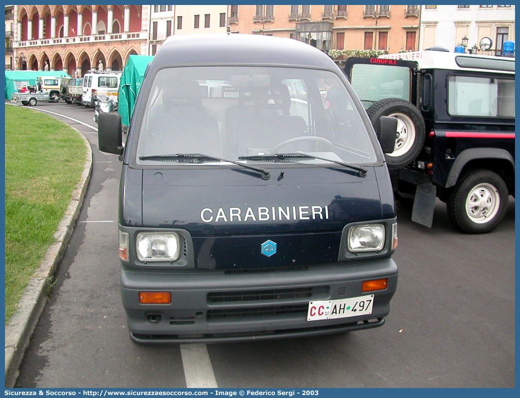 CC AH497
Arma dei Carabinieri
Centro e Nuclei Cinofili
Piaggio Porter I serie
Parole chiave: CCAH497;Arma dei Carabinieri;Centro e Nuclei Cinofili;Piaggio Porter I serie