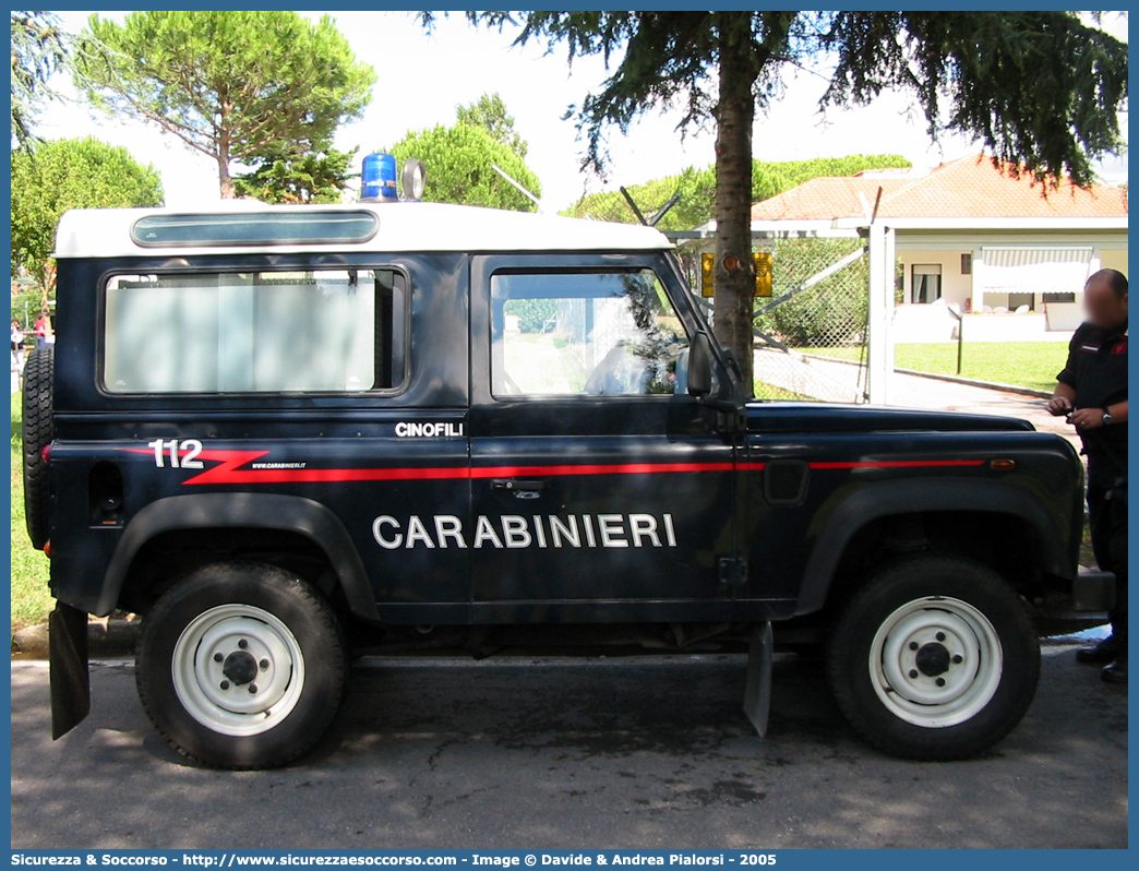 CC AJ256
Arma dei Carabinieri
Centro e Nuclei Cinofili
Land Rover Defender 90
Parole chiave: CCAJ256;Arma dei Carabinieri;Centro e Nuclei Cinofili;Land Rover Defender 90