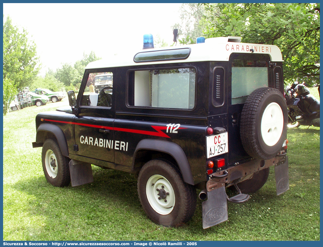 CC AJ257
Arma dei Carabinieri
Centro e Nuclei Cinofili
Land Rover Defender 90
Parole chiave: CCAJ257;Arma dei Carabinieri;Centro e Nuclei Cinofili;Land Rover Defender 90