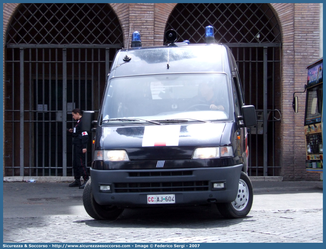 CC AJ604
Arma dei Carabinieri
Servizio Sanitario
Fiat Ducato II serie
Parole chiave: CC;C.C.;Arma;dei;Carabinieri;Servizio;Sanitario;Ambulanza;Autoambulanza;Fiat;Ducato