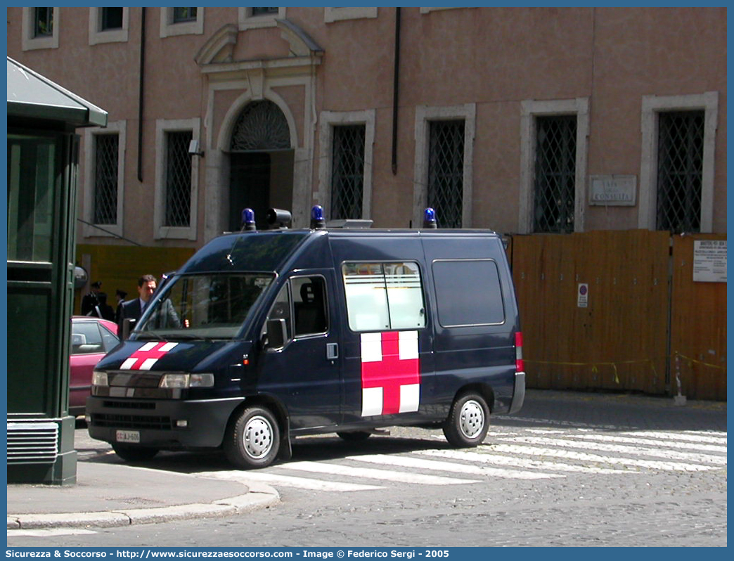 CC AJ606
Arma dei Carabinieri
Servizio Sanitario
Fiat Ducato II serie
Parole chiave: CC;C.C.;Arma;dei;Carabinieri;Servizio;Sanitario;Ambulanza;Autoambulanza;Fiat;Ducato