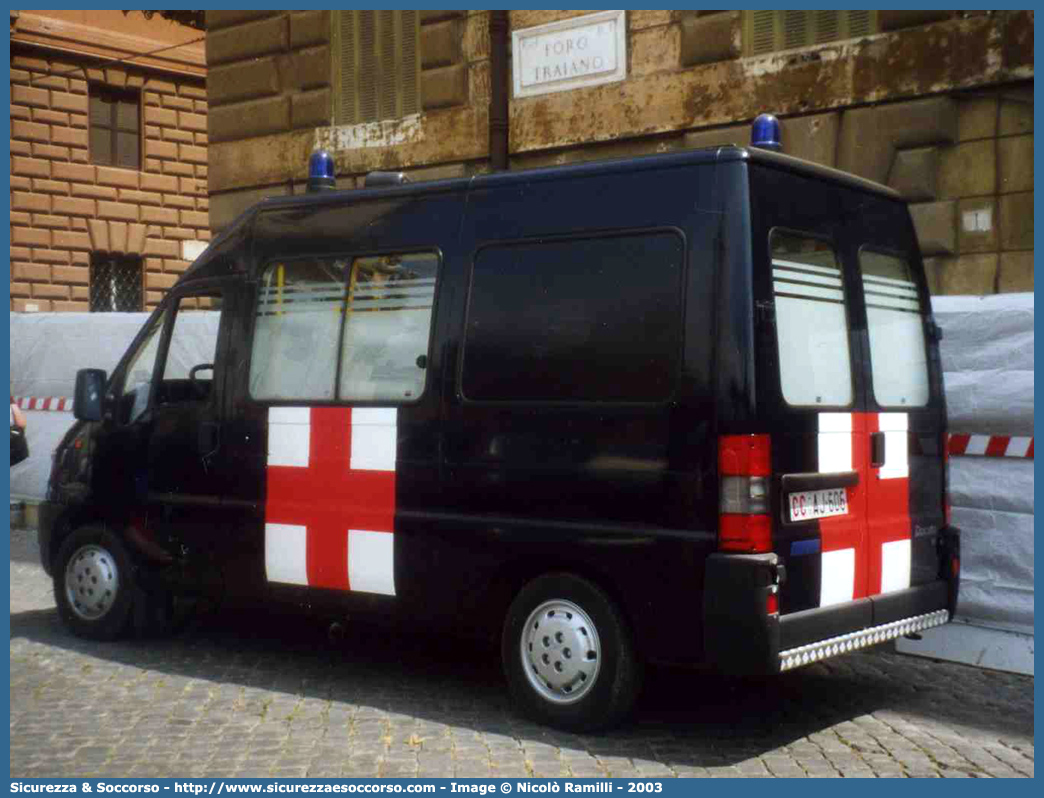 CC AJ606
Arma dei Carabinieri
Servizio Sanitario
Fiat Ducato II serie
Parole chiave: CC;C.C.;Arma;dei;Carabinieri;Servizio;Sanitario;Ambulanza;Autoambulanza;Fiat;Ducato