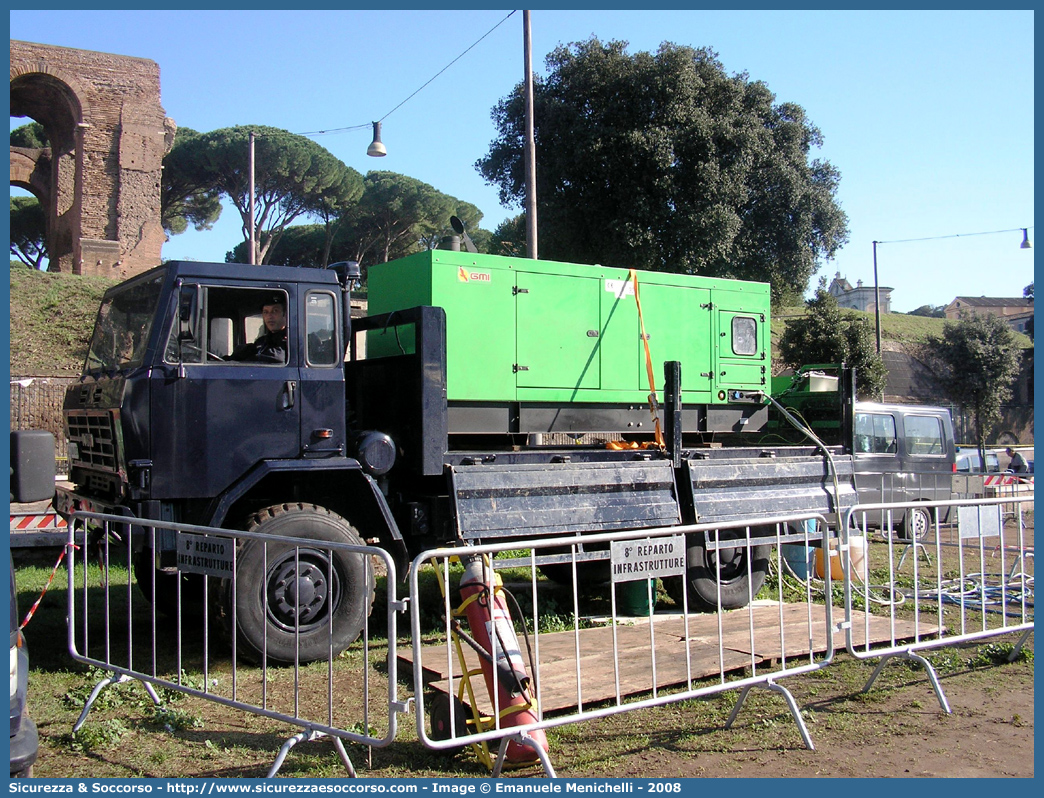 -
Arma dei Carabinieri
Iveco ACM80
Parole chiave: Arma dei Carabinieri;Iveco ACM80