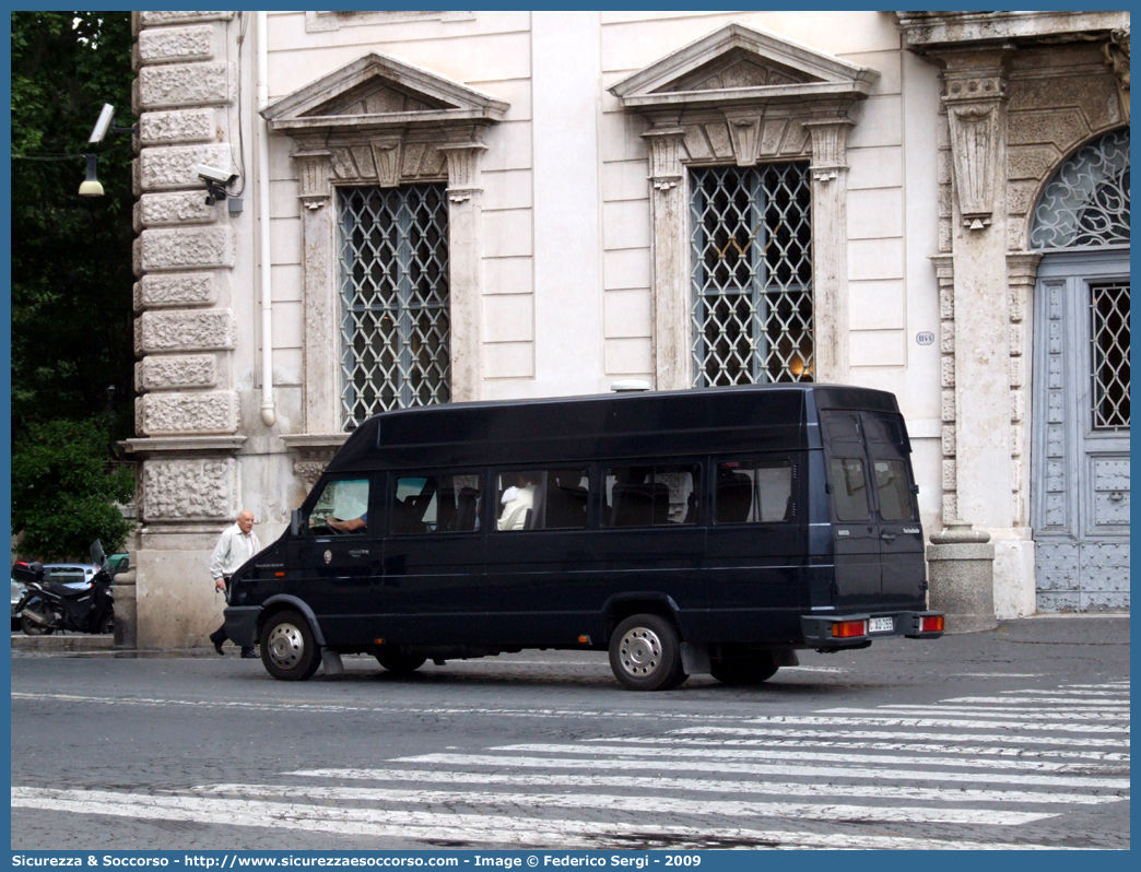 CC AQ265
Arma dei Carabinieri
Reggimento Corazzieri
Iveco Daily 45-12 II serie
Parole chiave: CCAQ265;Arma dei Carabinieri;Reggimento Corazzieri;Iveco Daily 45-12 II serie