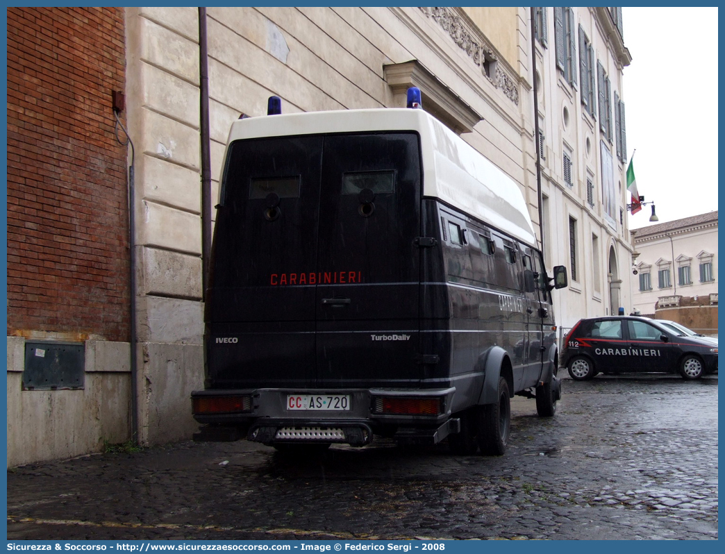 CC AS726
Arma dei Carabinieri
Battaglioni Mobili
Iveco TurboDaily 59-12 II serie
Parole chiave: CC;C.C.;Arma;dei;Carabinieri;Battaglioni;Mobili;Battaglione;Mobile;Iveco;TurboDaily;59-12;59.12;59;12;Blindato;Ordine;Pubblico