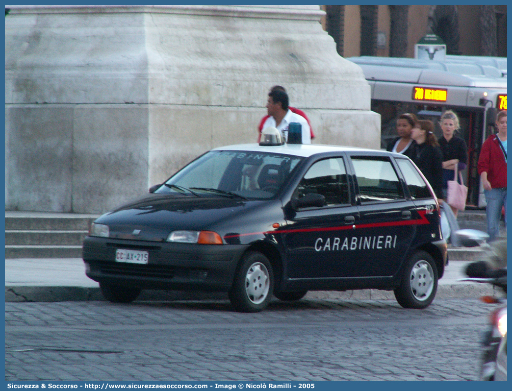 CC AX215
Arma dei Carabinieri
Fiat Punto I serie
Allestitore Elevox S.r.l.
Parole chiave: CC;C.C.;Arma;dei;Carabinieri;Fiat;Punto;Elevox