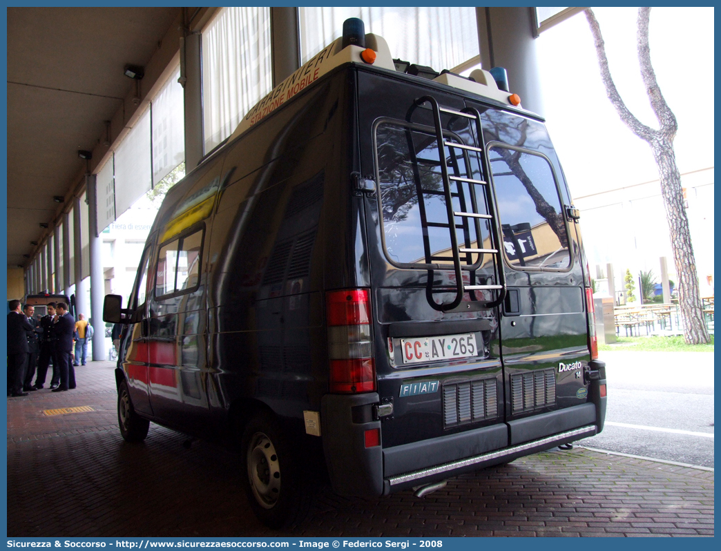 CC AY265
Arma dei Carabinieri
Fiat Ducato II serie
Stazione Mobile
Allestitore Elevox S.r.l.
Parole chiave: CC;C.C.;Arma;Carabinieri;Fiat;Ducato;Stazione;Mobile;Elevox