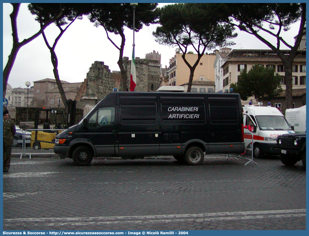 CC BD654
Arma dei Carabinieri
Artificieri Antisabotaggio
Iveco Daily 50C18 III serie
Parole chiave: CCBD654;Arma dei Carabinieri;Artificieri Antisabotaggio;Iveco Daily 50C18 III serie